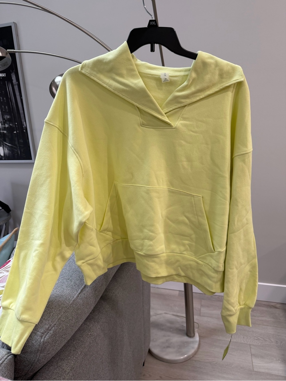 Relaxed Hooded Pullover Sweatshirt - Pale Yellow